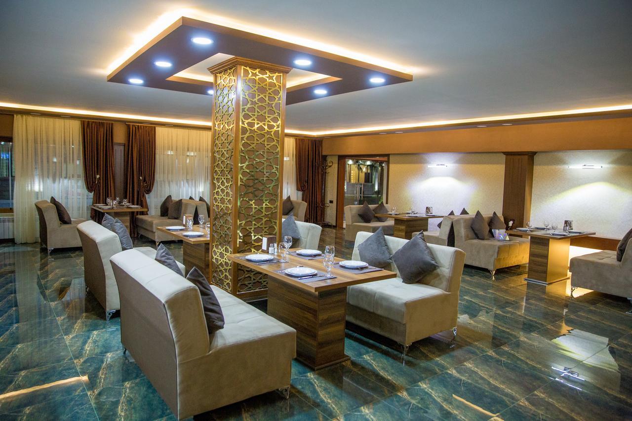 Semeni Hotel & Restaurant Mingachevir Exterior photo